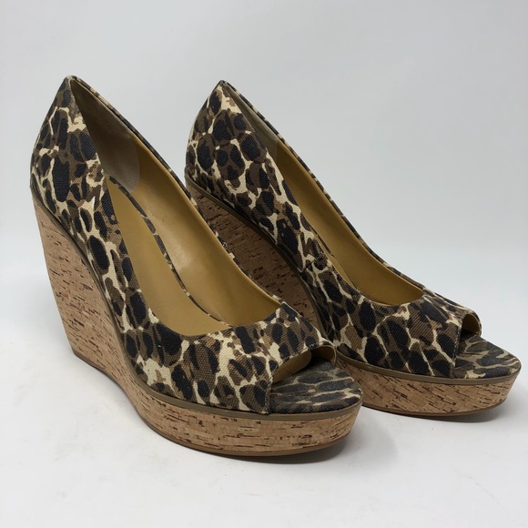 Nine West Shoes - 🔥 2 or more 50% off! Nine West camo wedges